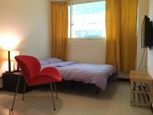 30 sec Dingxi MRT, Quaint Double-bed Suite