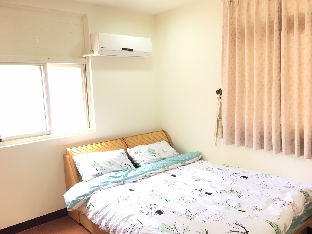 Bright and Comfortable room, 7 min to MRT 